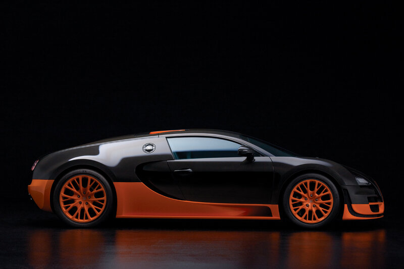 Bugatti Veyron in black and orange
