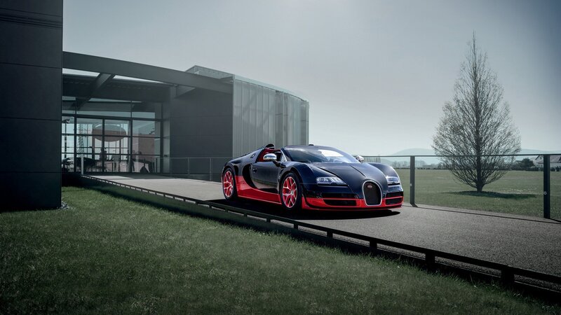 Bugatti Veyron in front of modern building