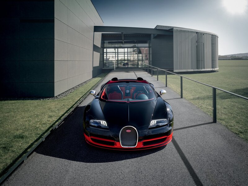 Bugatti Veyron in front of modern building