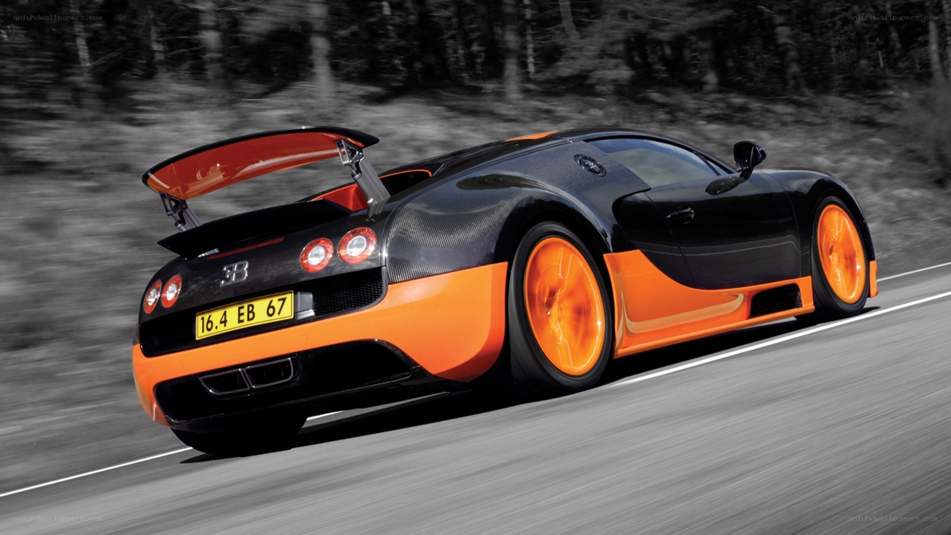 Bugatti Veyron in motion