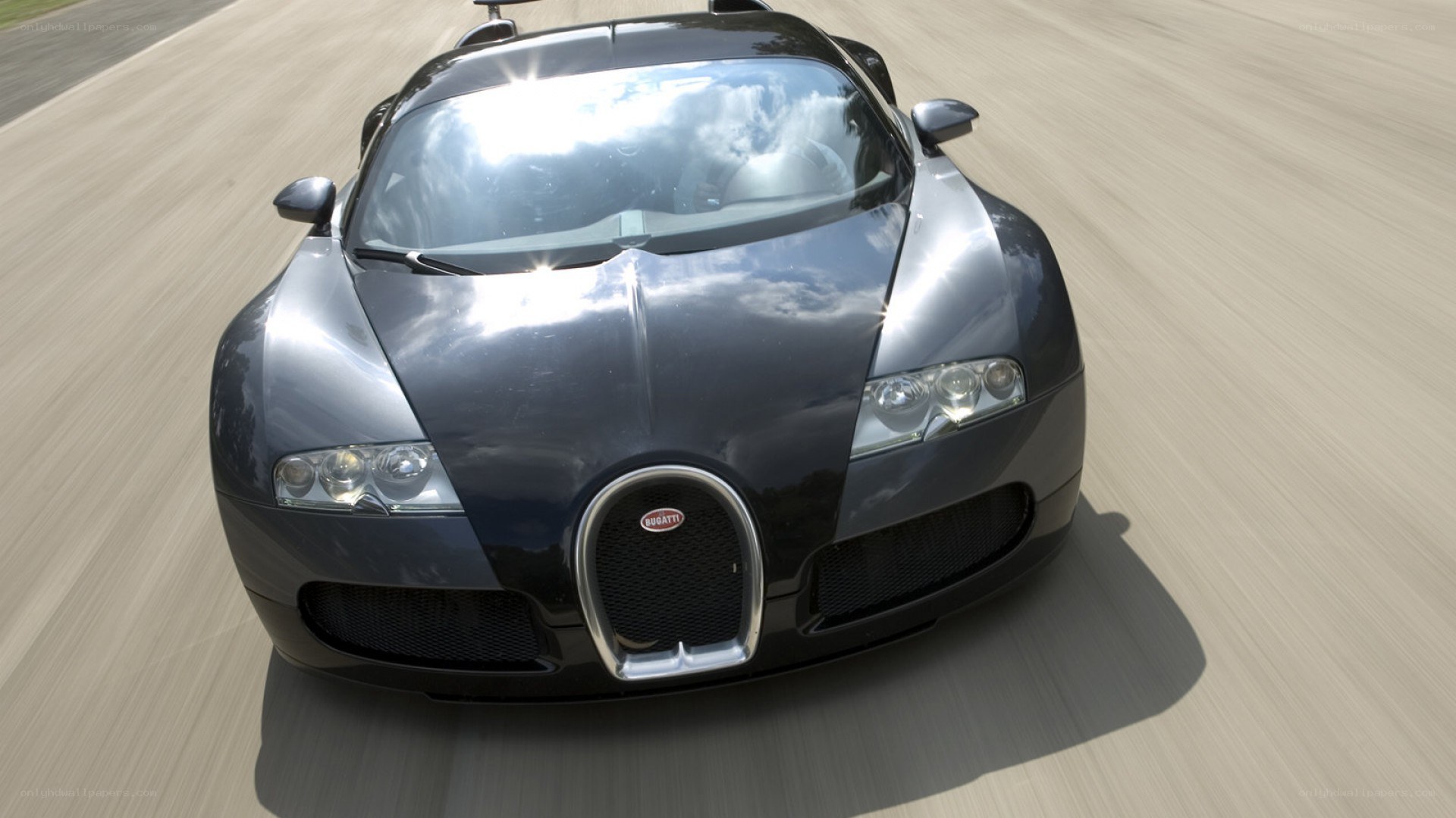 Bugatti Veyron in motion
