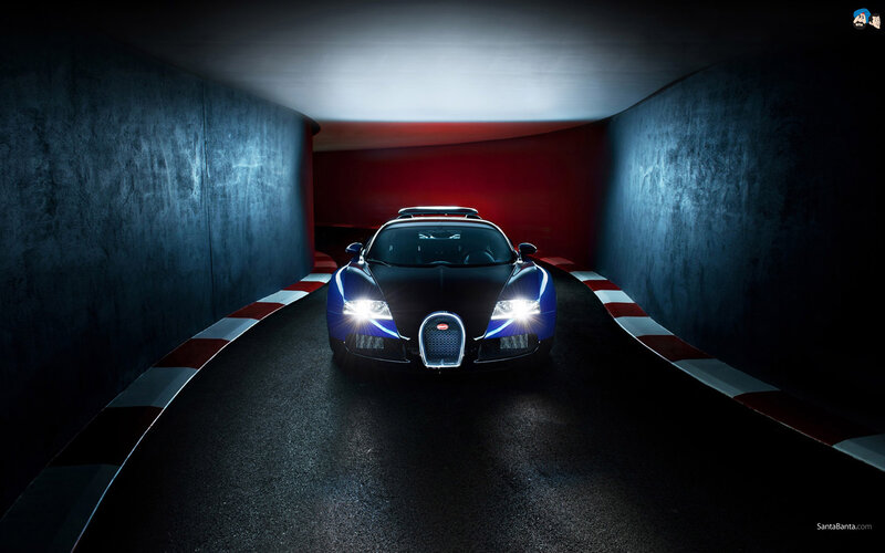 Bugatti Veyron in Tunnel — Black