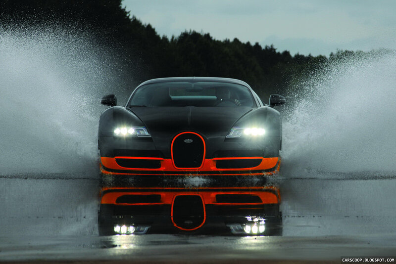 Bugatti Veyron in Water