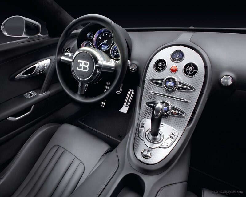 Bugatti Veyron interior