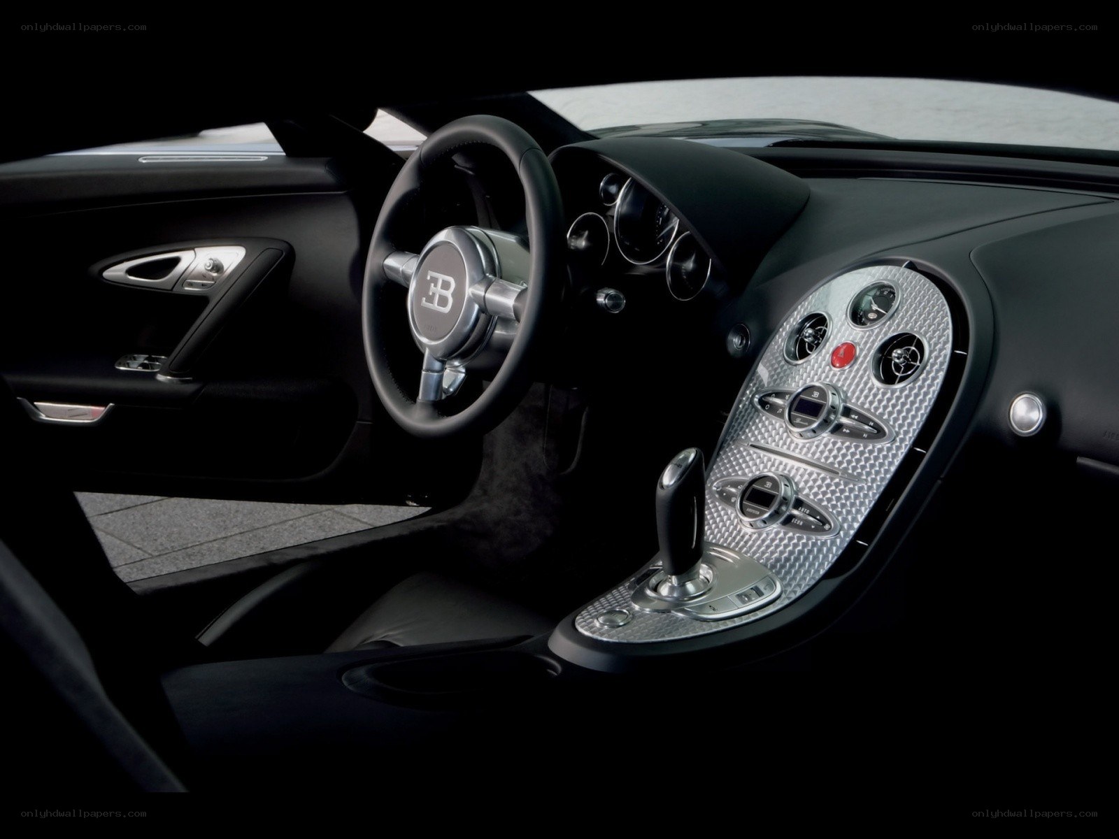 Bugatti Veyron interior