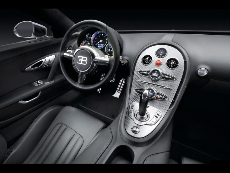 Bugatti Veyron interior