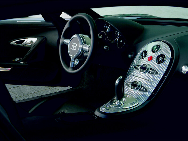 Bugatti Veyron Interior — Black
