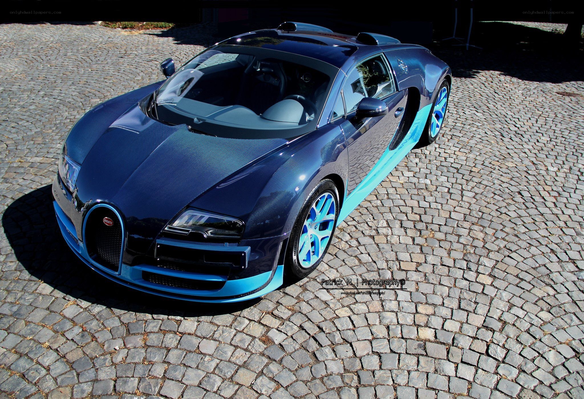 Bugatti Veyron on cobblestones