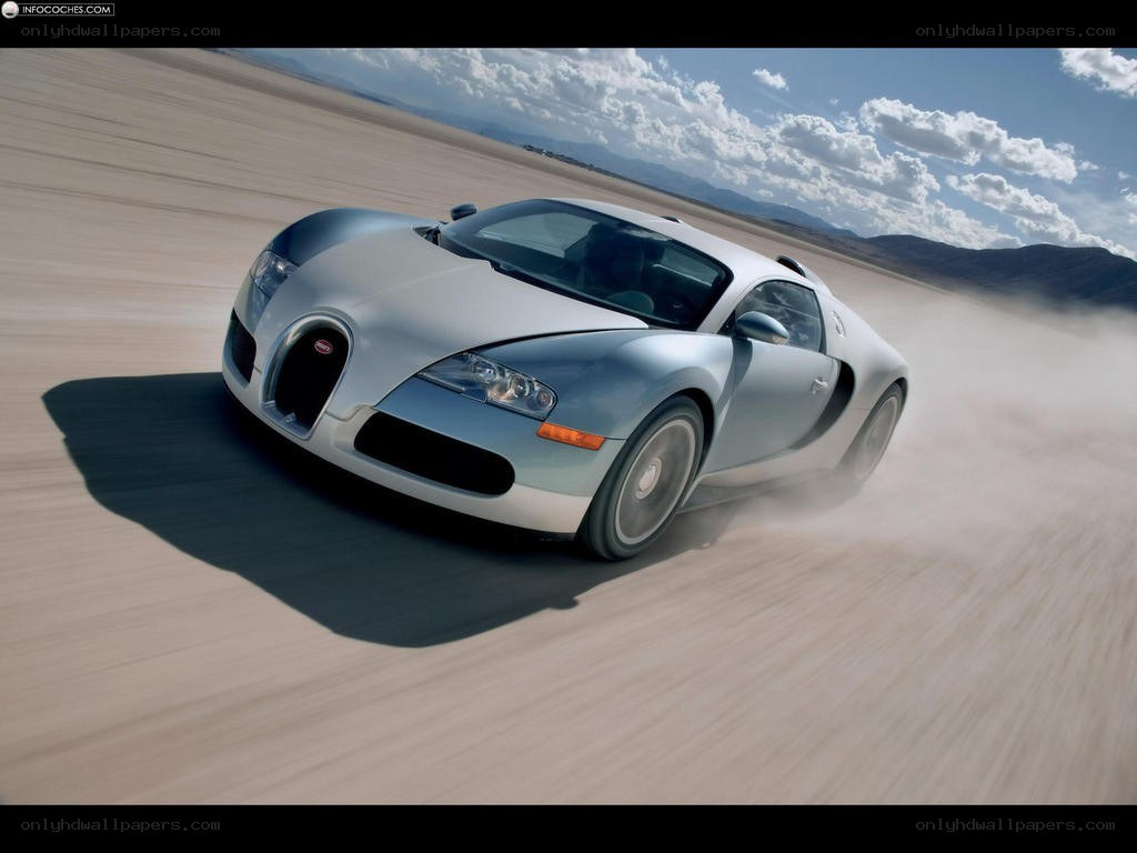 Bugatti Veyron on desert track