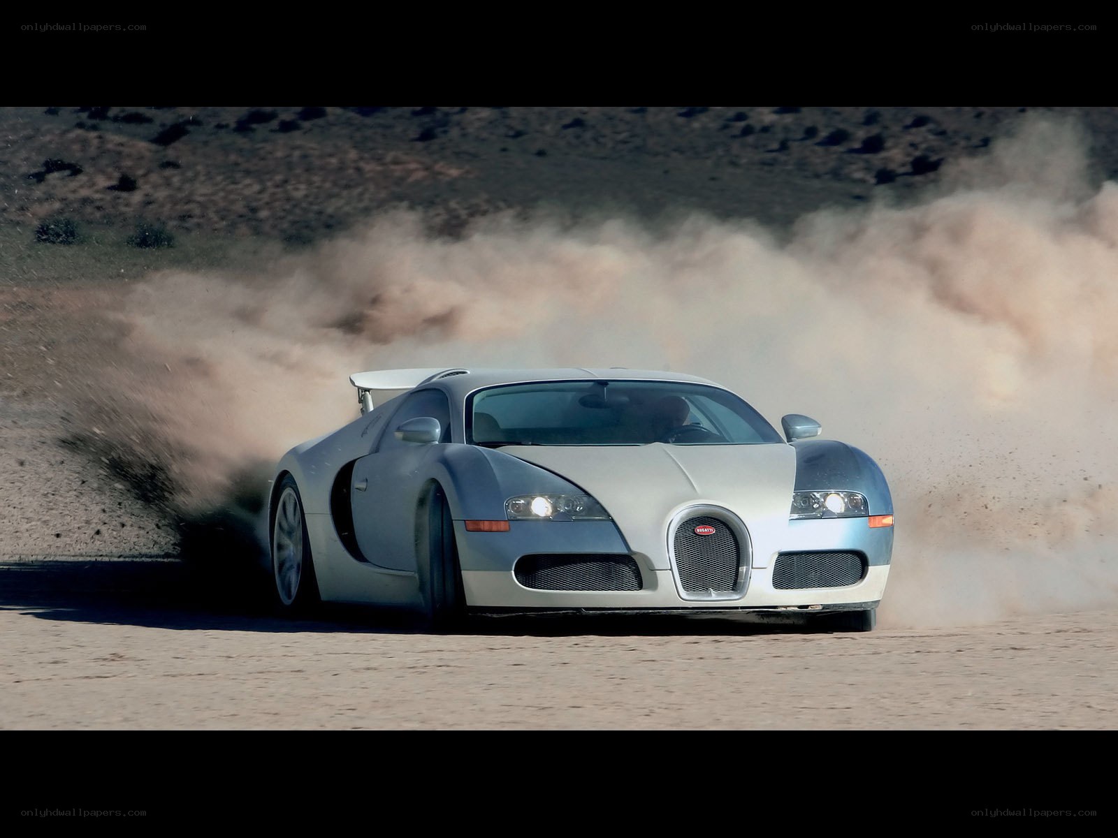 Bugatti Veyron on dusty track