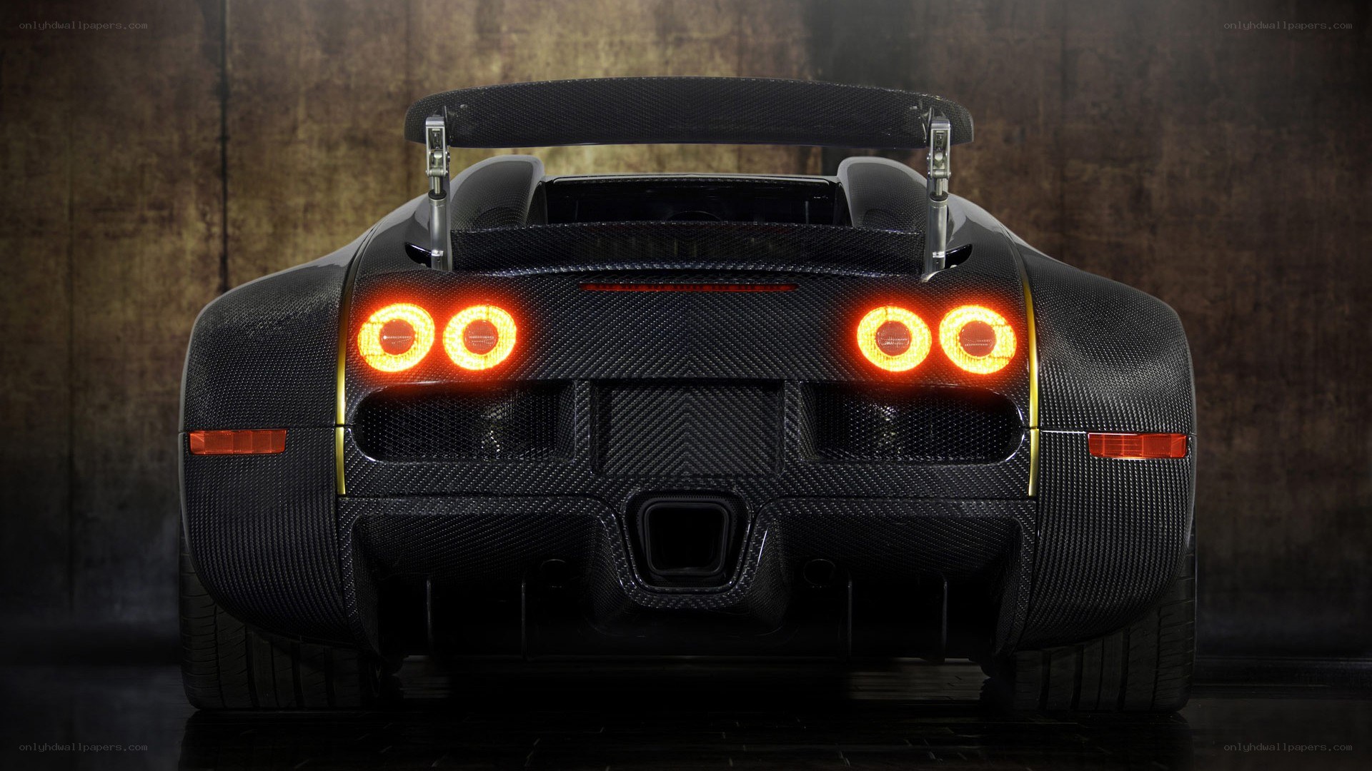 Bugatti Veyron rear view