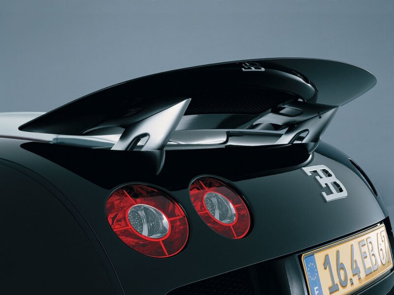 Bugatti Veyron rear view