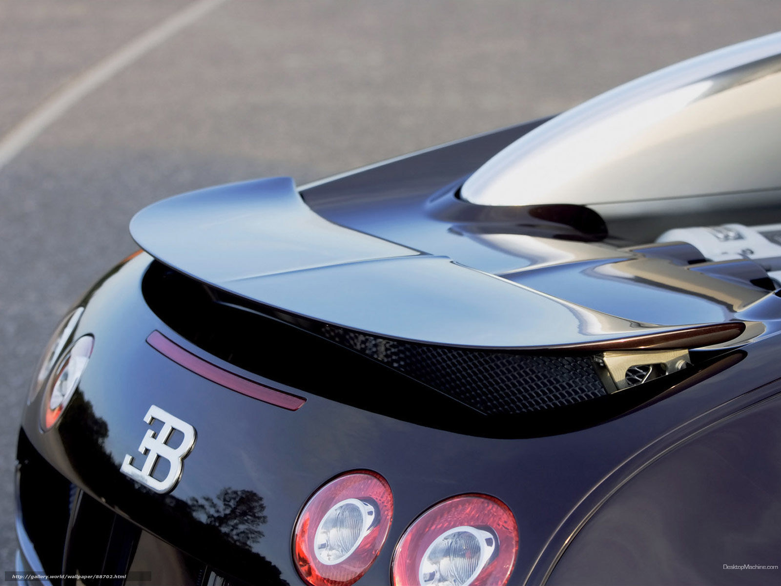 Bugatti Veyron rear view