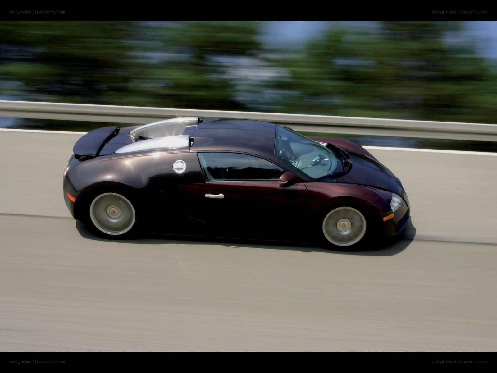 Bugatti Veyron speeding on highway