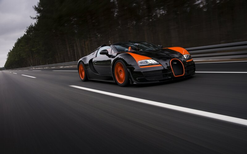 Bugatti Veyron speeding on track