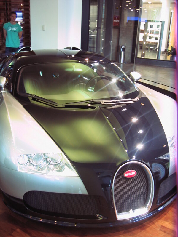 Bugatti Veyron Sports Car — Black, Showroom, Photograph