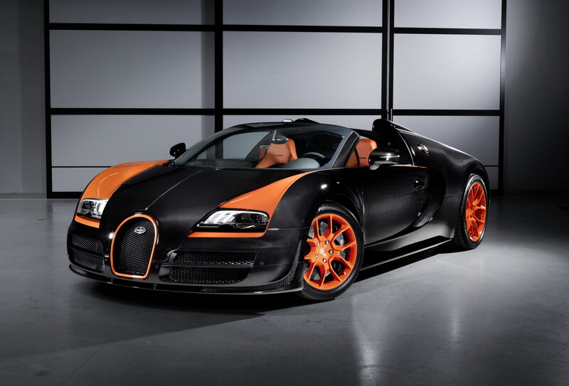 Bugatti Veyron Super Sport — Black, Dramatic, Photograph