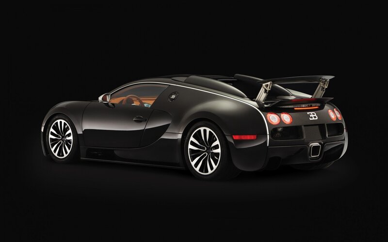 Bugatti Veyron Supercar — Black, Dramatic, Photograph, Tire