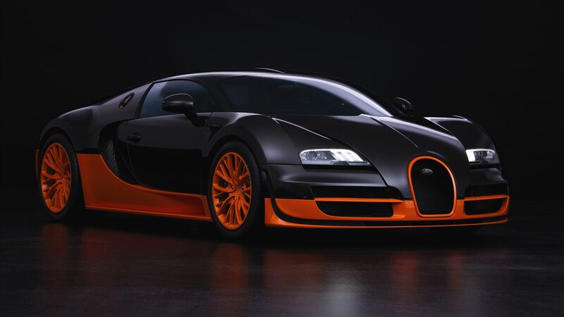 Bugatti Veyron Supercar — Black, Headlights