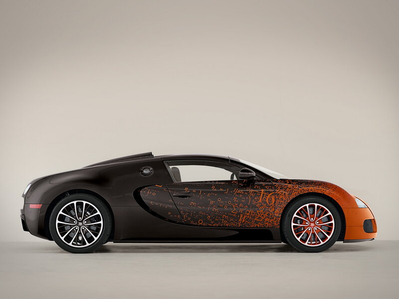Bugatti Veyron Supercar — Black, Sleek