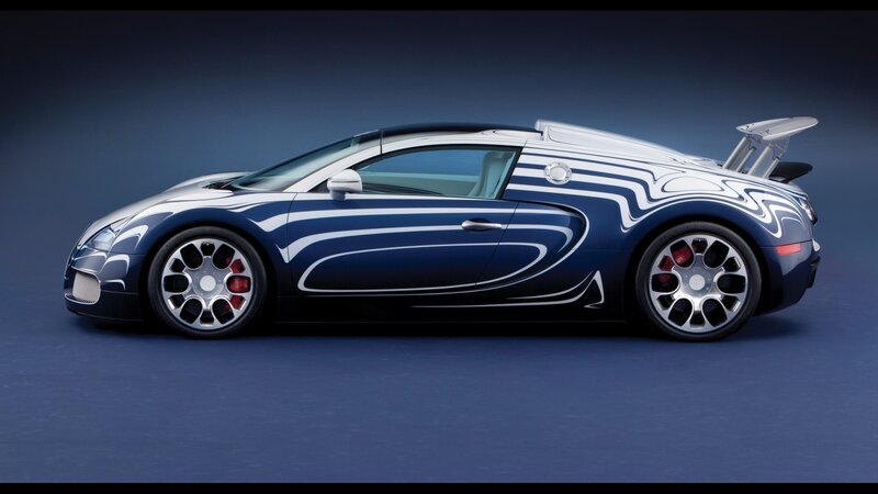 Bugatti Veyron with custom livery