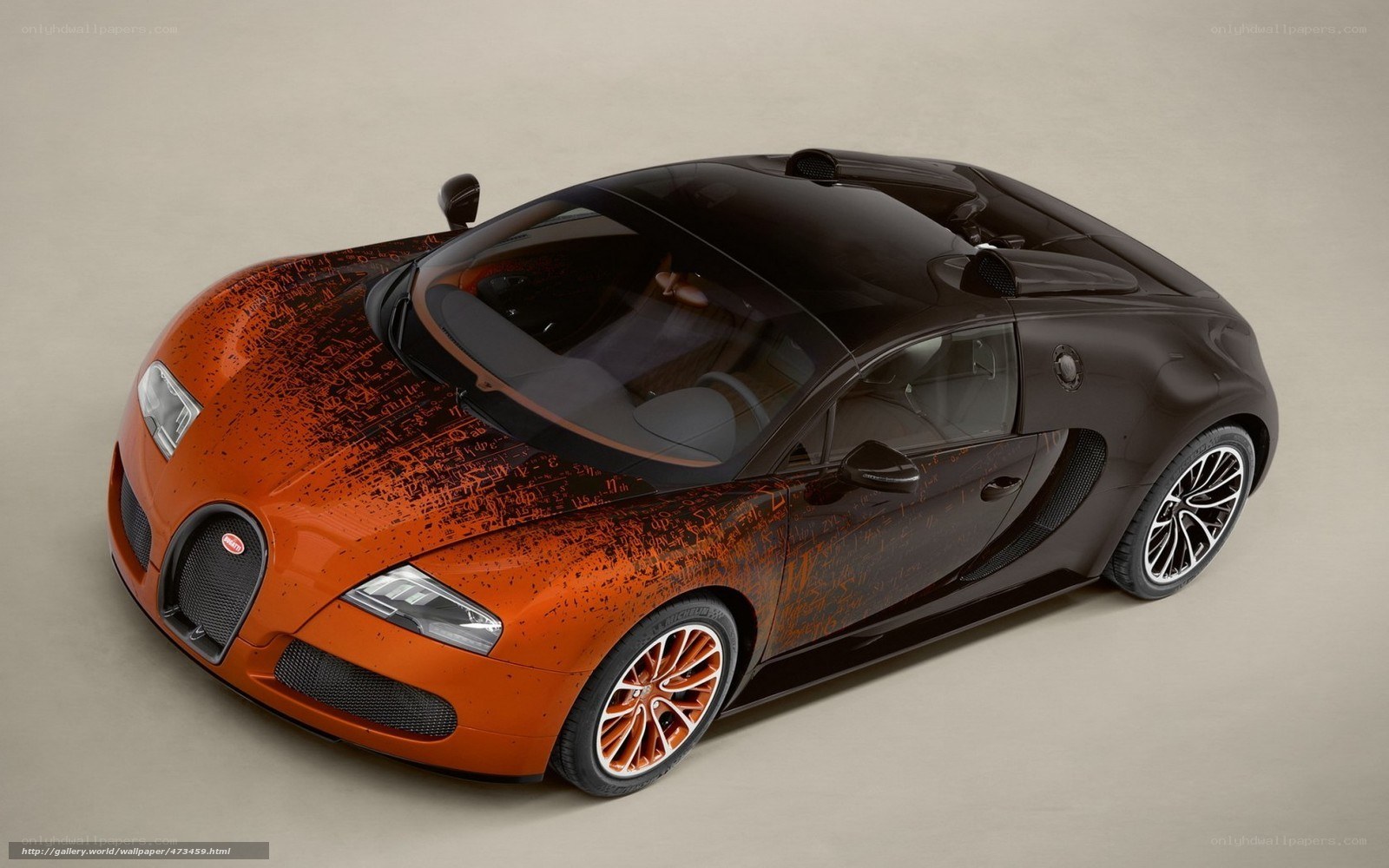 Bugatti Veyron with custom paint