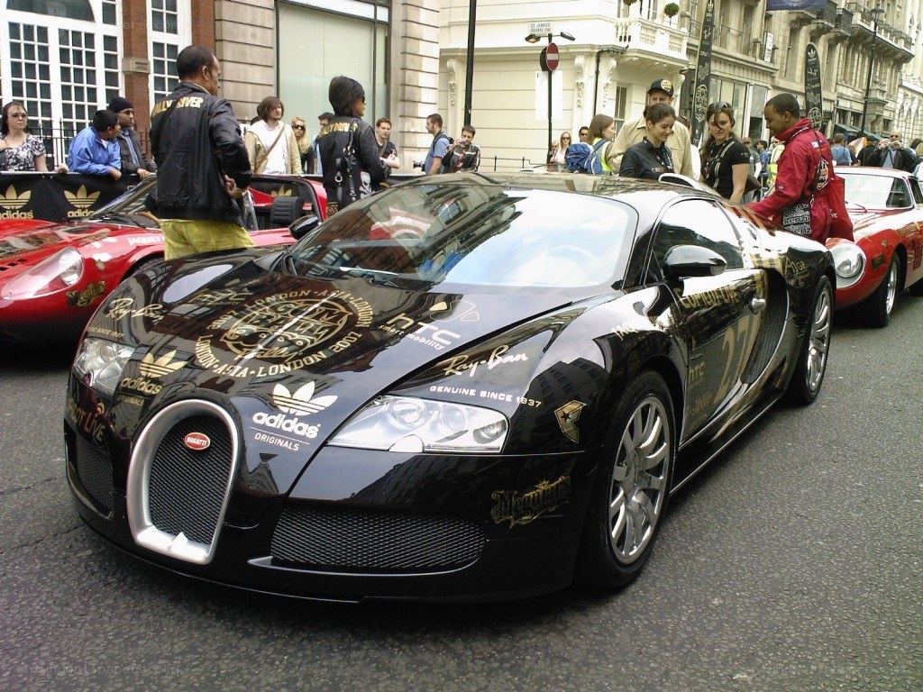 Bugatti Veyron with sponsor logos