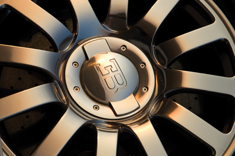 Bugatti wheel center cap