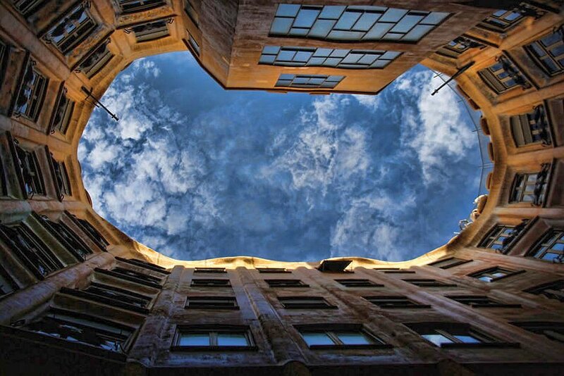 Building Courtyard Sky