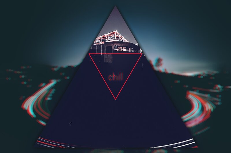 Building in Triangle Frame