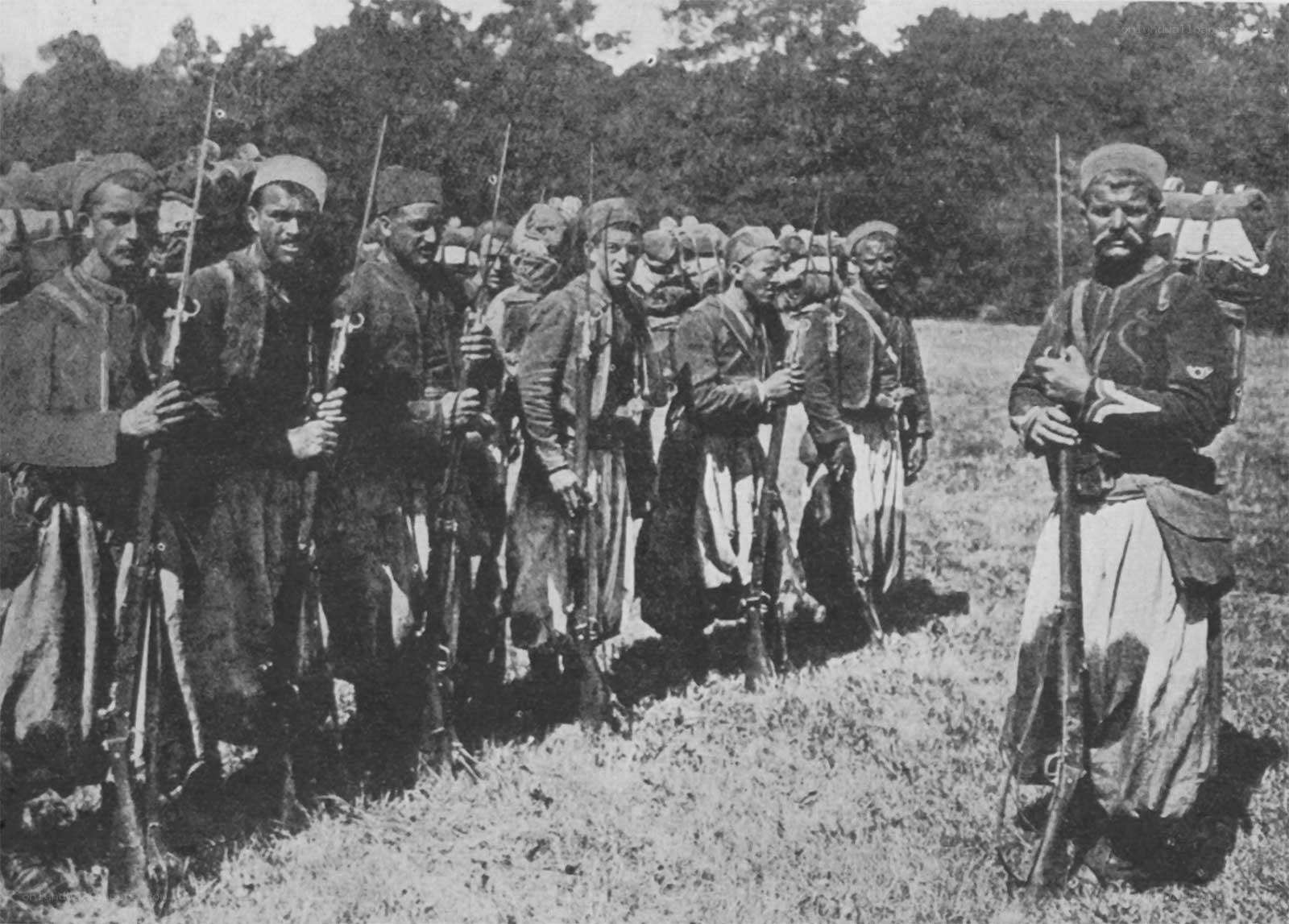 Bulgarian soldiers in field