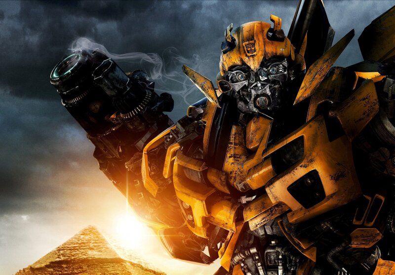 Bumblebee in battle stance