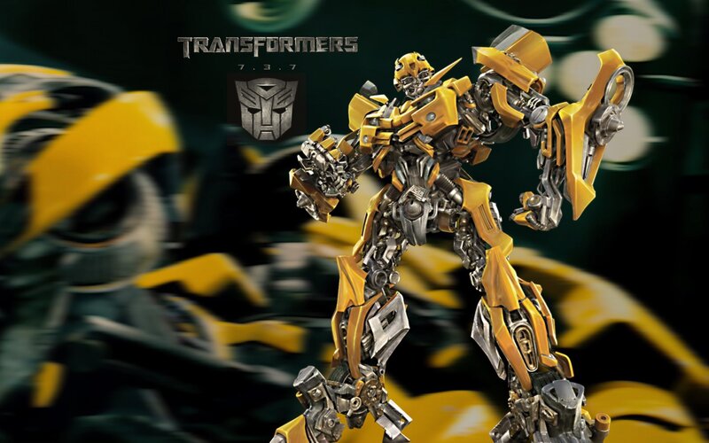 Bumblebee Robot Character — Yellow, Dramatic, Digital Art