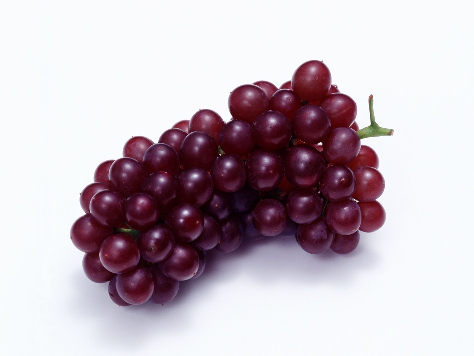 bunch of red grapes