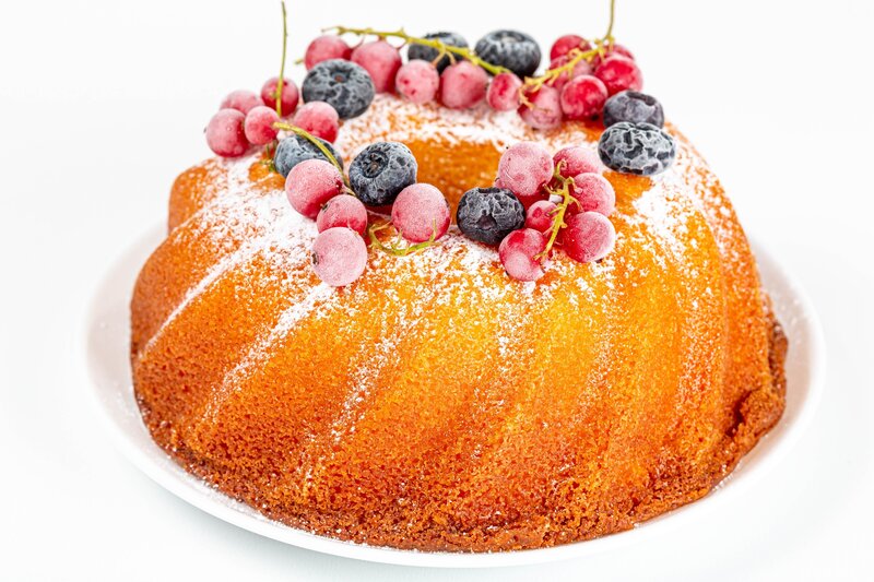 Bundt Cake with Berries — Orange