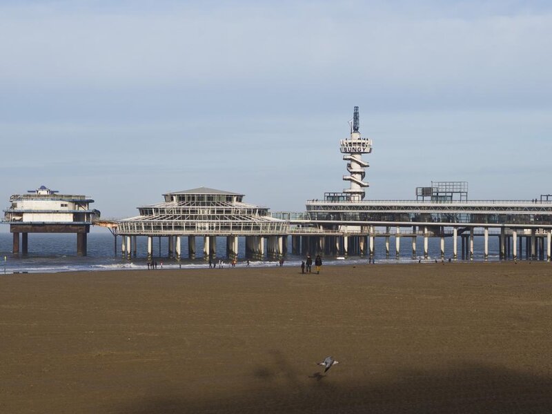 Bungy Pier at Beach