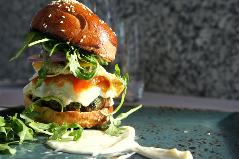 Burger with Arugula and Egg