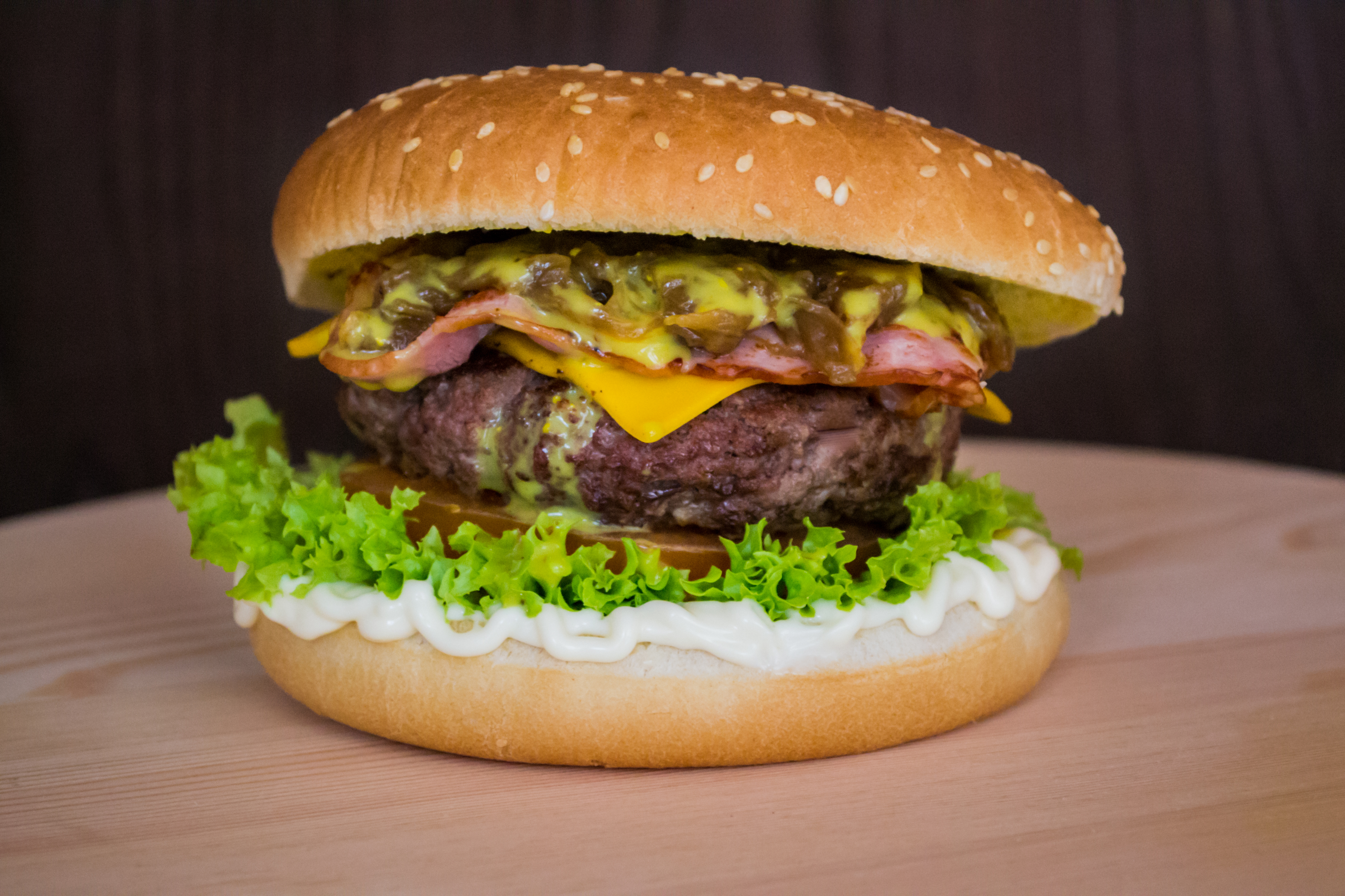 Burger with bacon and cheese