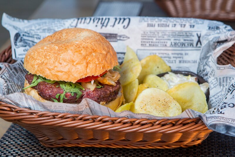 Burger with Chips
