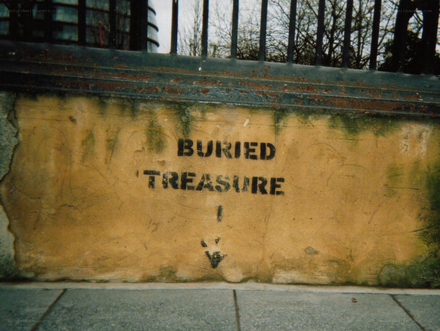 Buried treasure graffiti