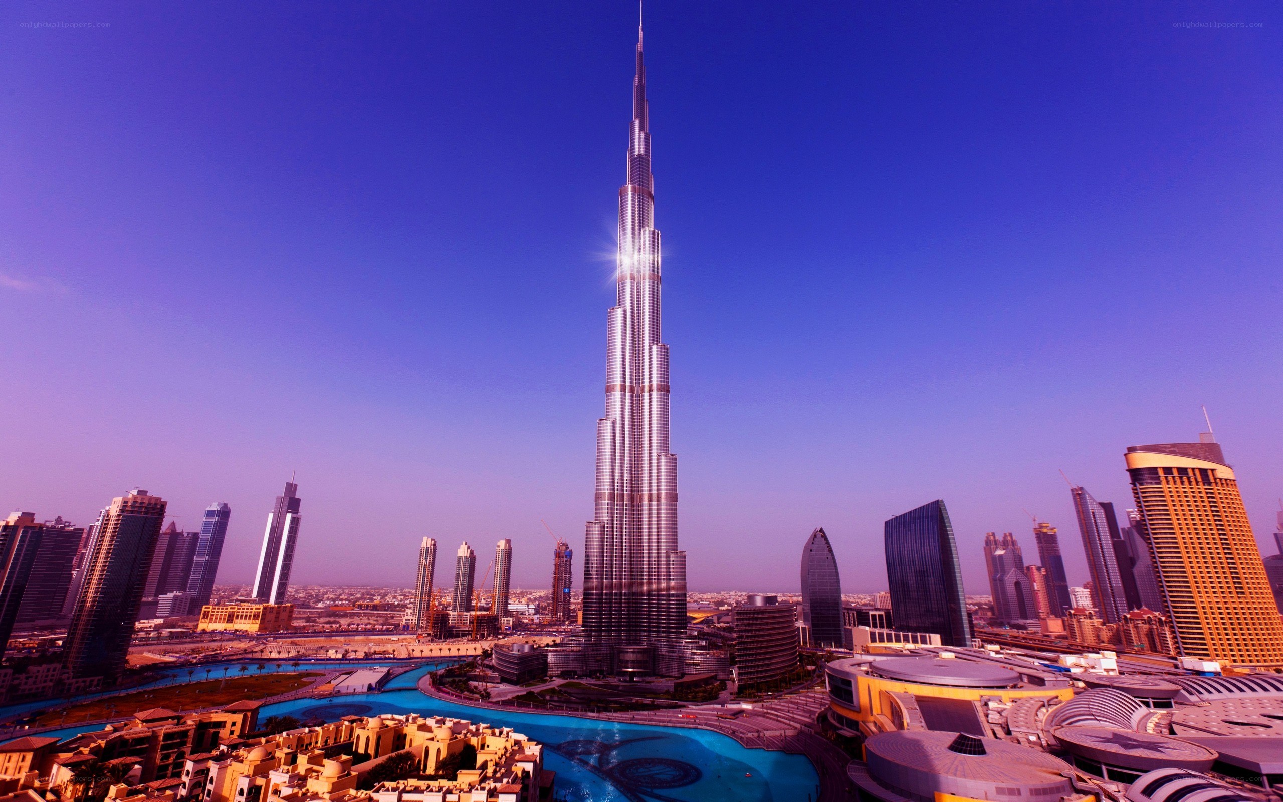 Burj Khalifa at dusk