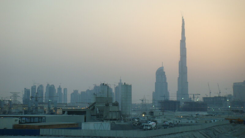 Burj Khalifa Skyline — Gray