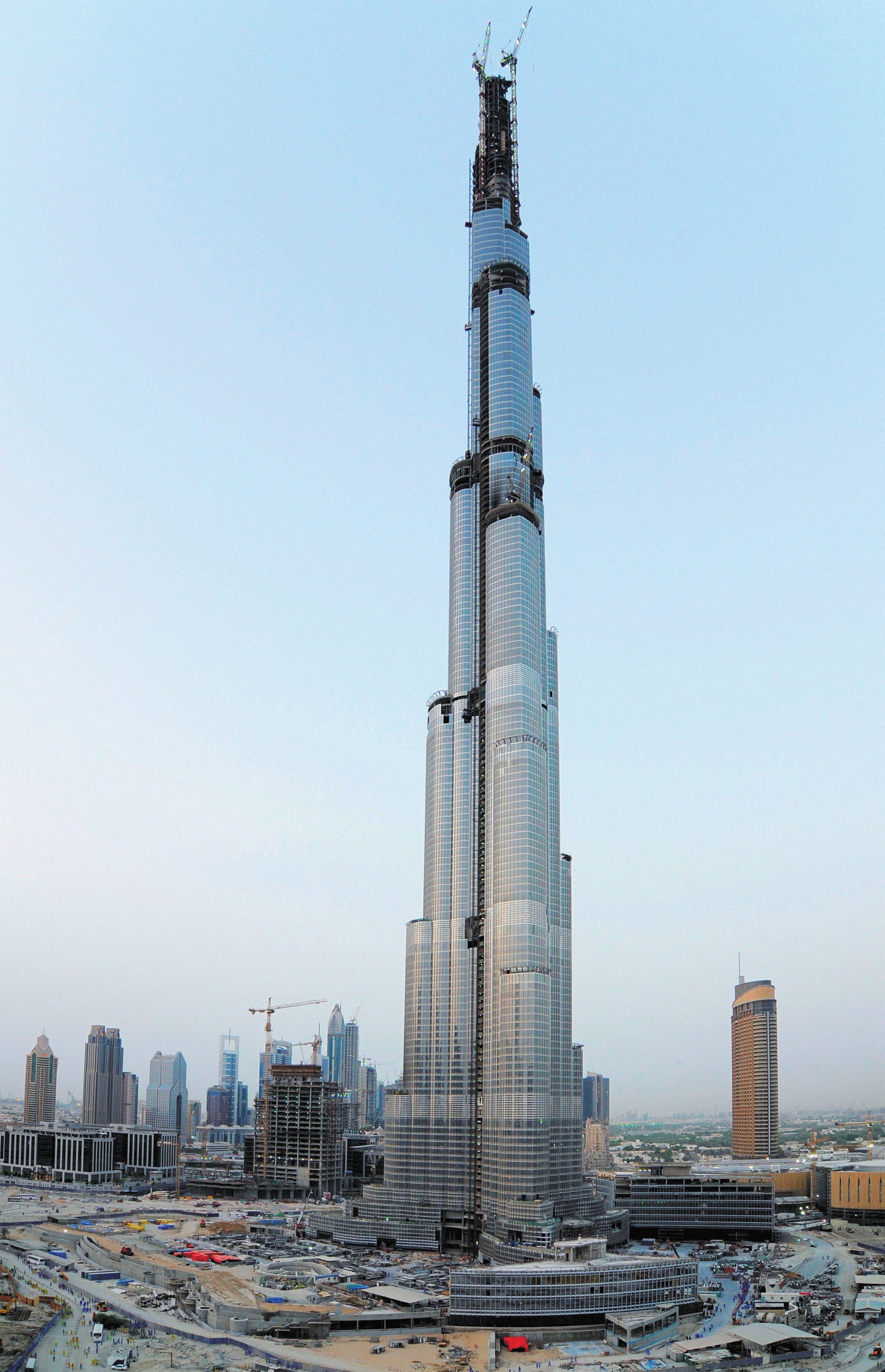 Burj Khalifa under construction