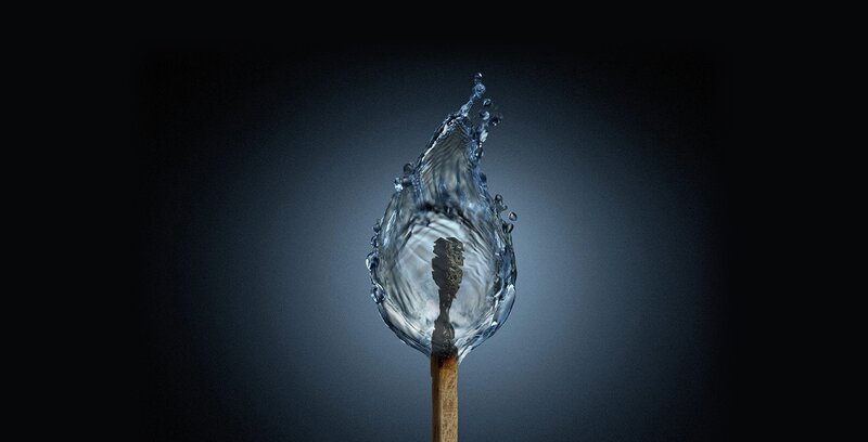 Burning Match with Water Splash — Black