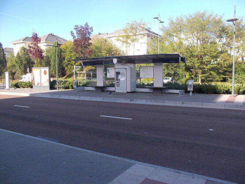 Bus Stop Shelter — Gray