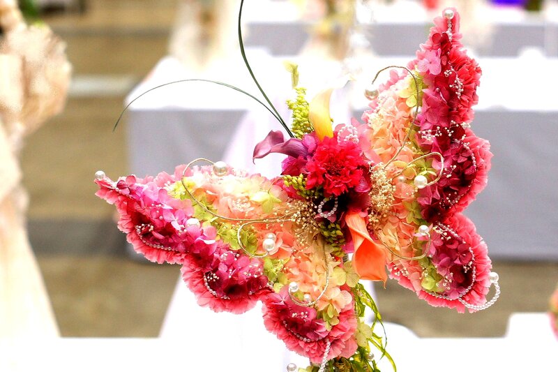 Butterfly-shaped Flower Arrangement — Pink