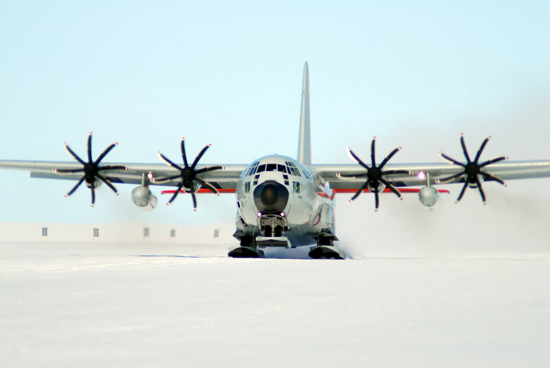 C-130 Hercules on snow