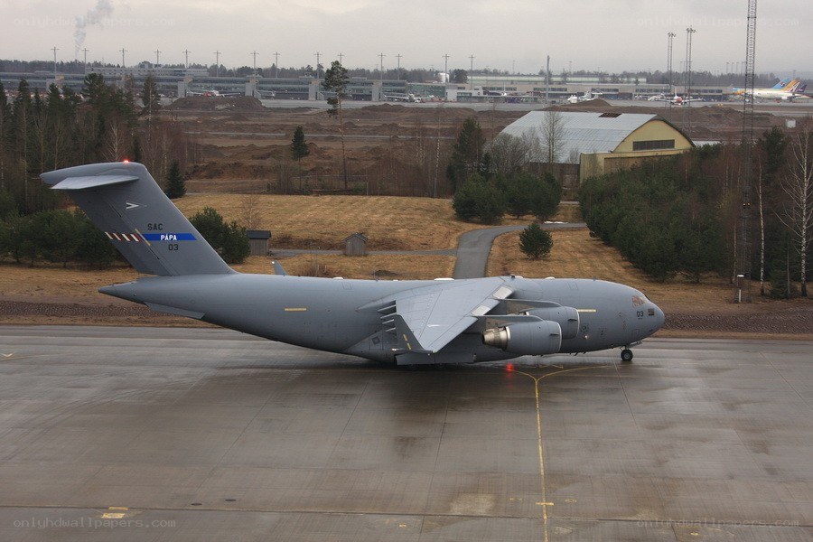 C-17 Globemaster III on tarmac