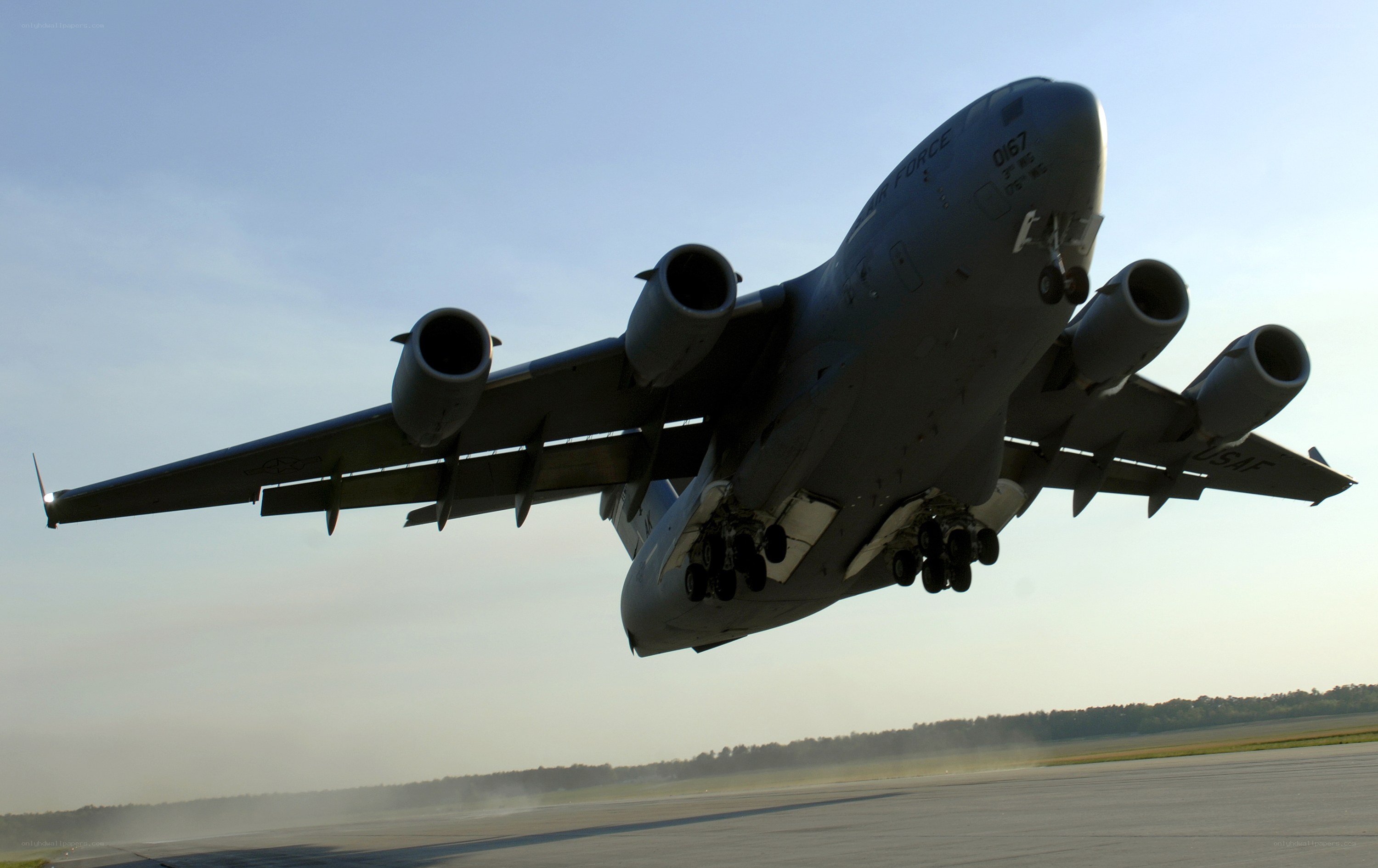 C-17 Globemaster III taking off