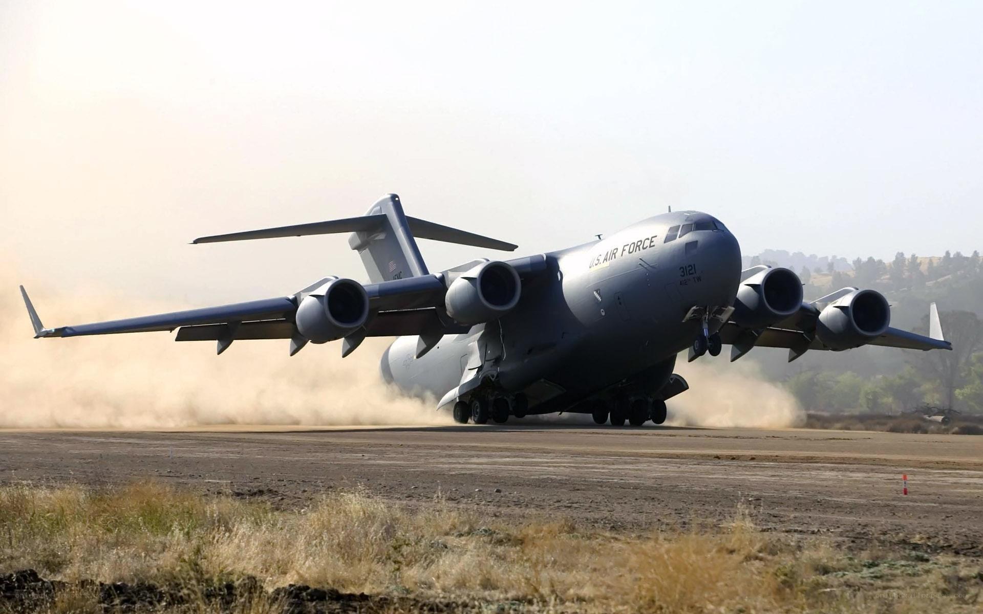 C-17 Globemaster III taking off